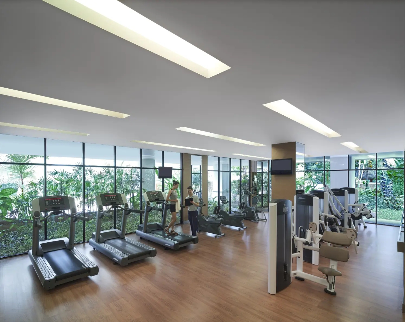 Hotel & Suites Shangri-La