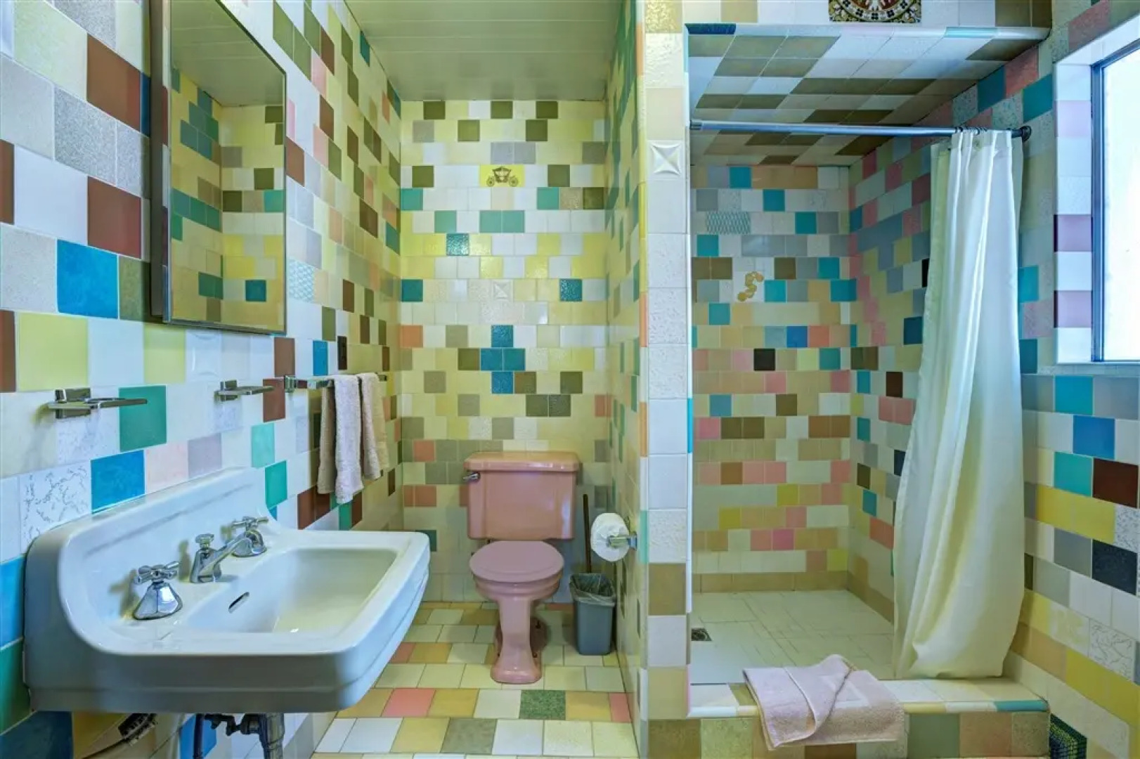 Cardinal Village Resort