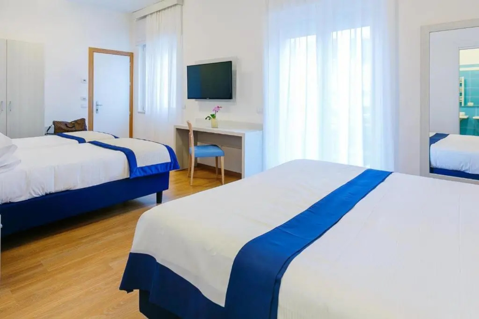 Hotel Aequa