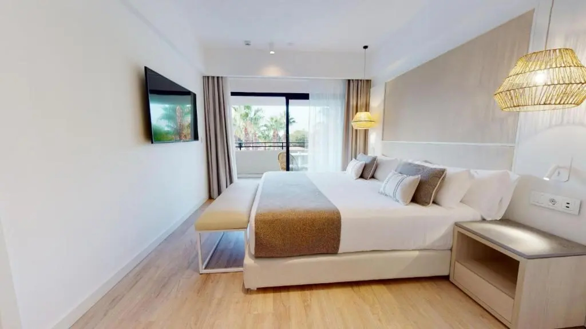 The Signature Level at Grand Palladium Sicilia Resort & Spa