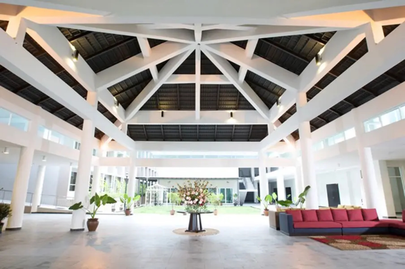 Cherengin Hill Convention & Spa Resort