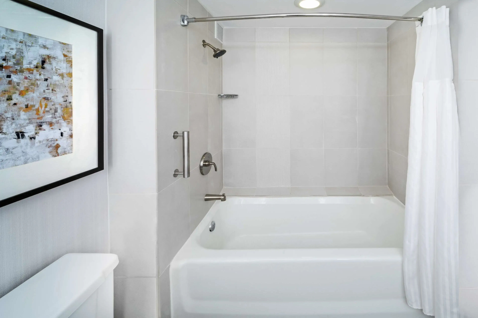 DoubleTree by Hilton Tulsa - Warren Place