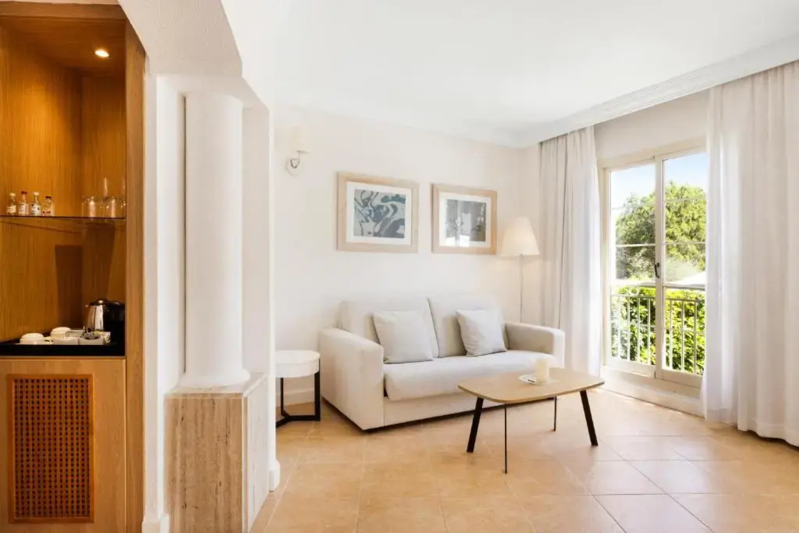 Viva Suites & Spa 16+