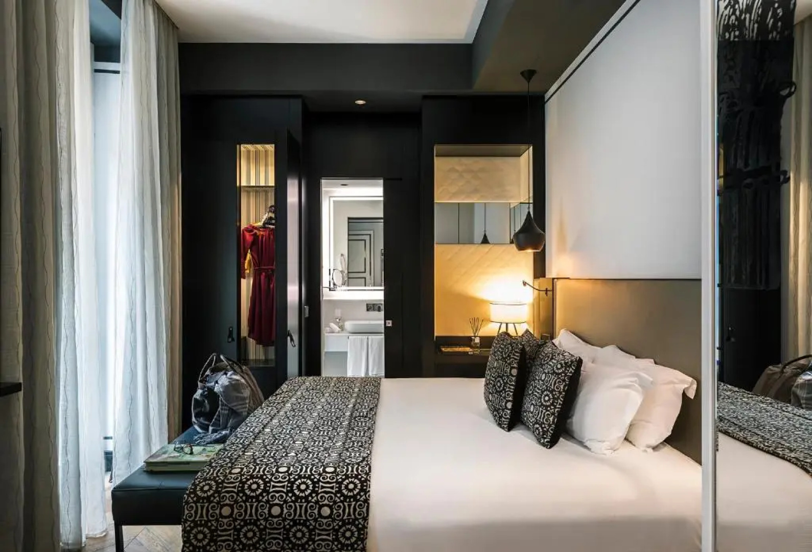 Отель Corso 281 Luxury Suites Roma