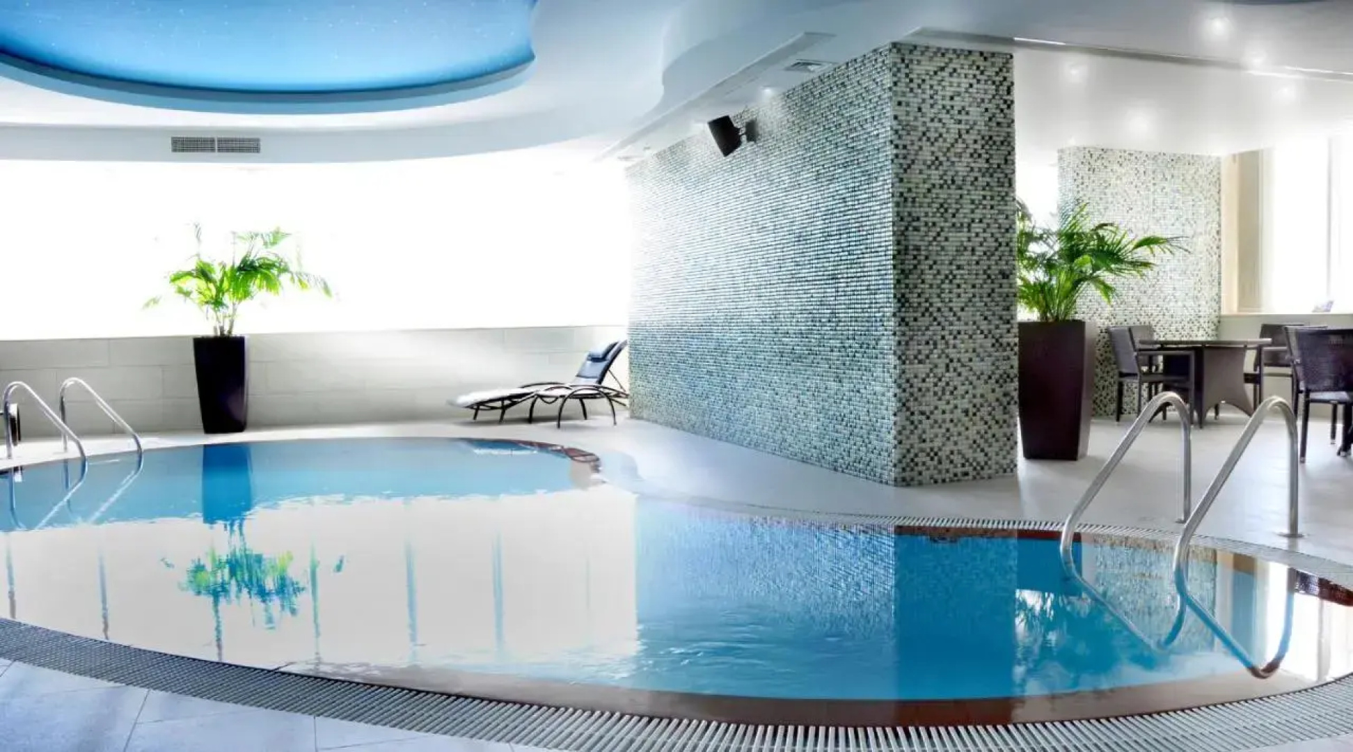 Cristal Hotel Abu Dhabi