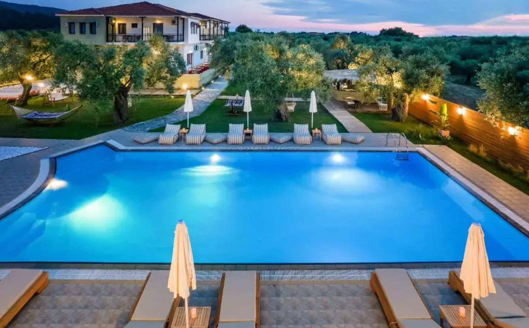 Hotel Nefeli