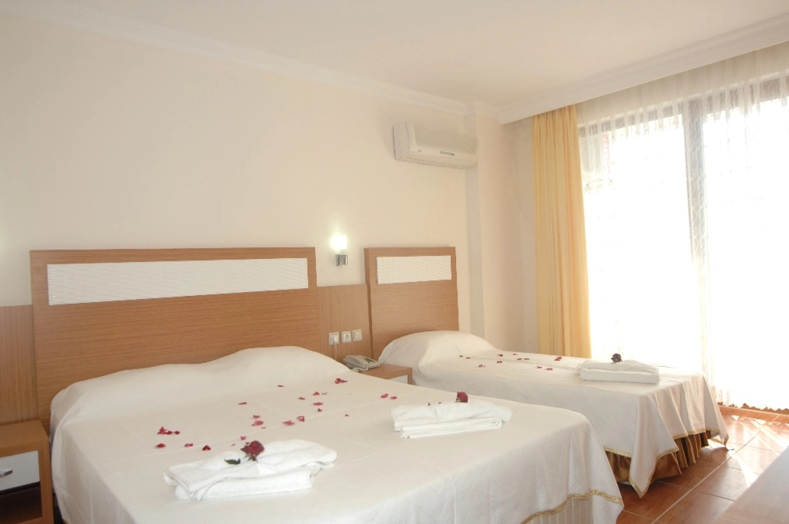 Royal Ideal Beach Hotel