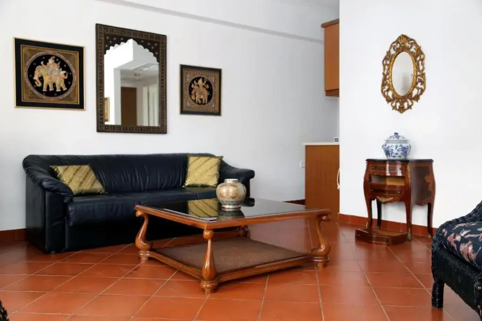 Candia House