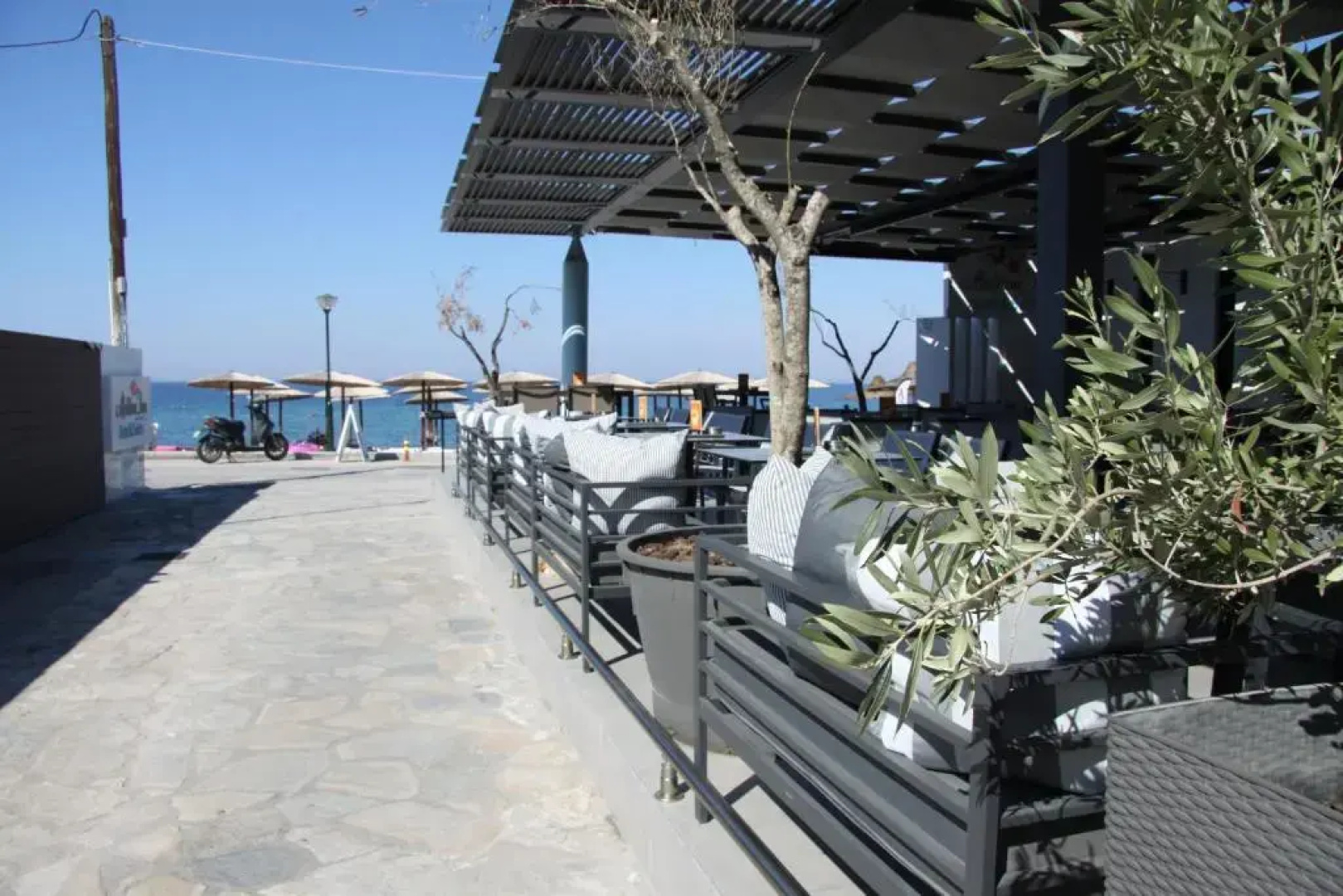 Meliton Inn Hotel & Suites