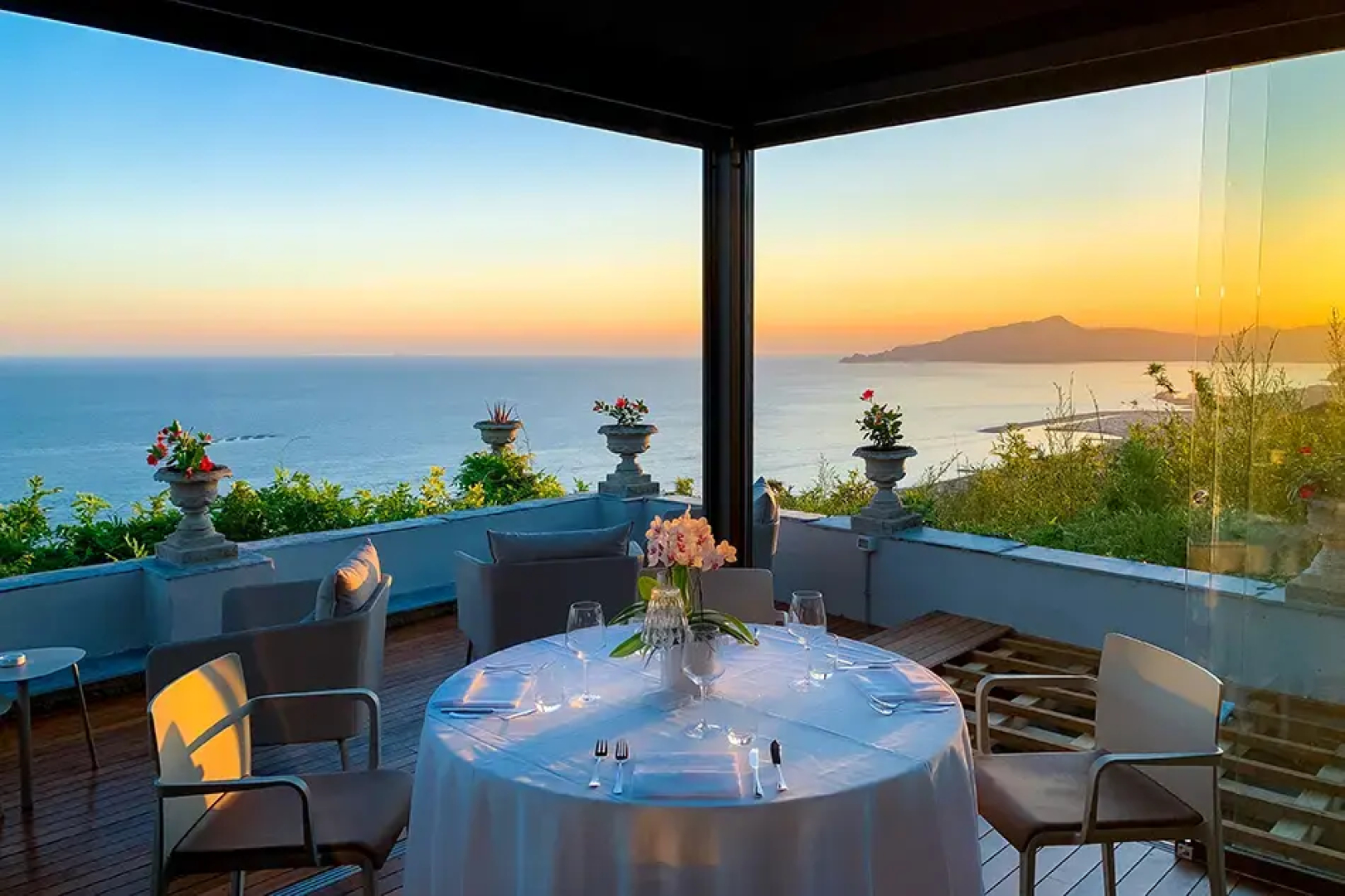Villa Riviera Resort