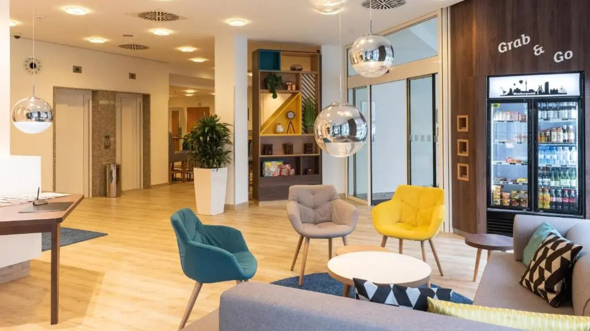 FOUR Essen City Centre