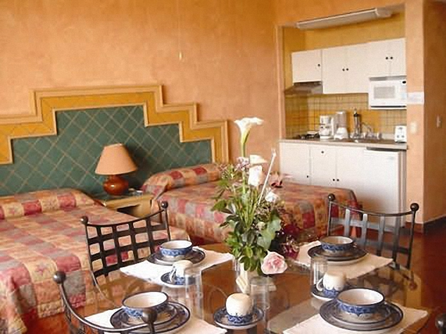 Balboa Towers - cloosed