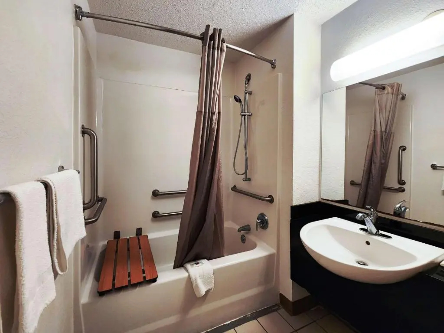 Motel 6 Baytown, TX - Baytown East