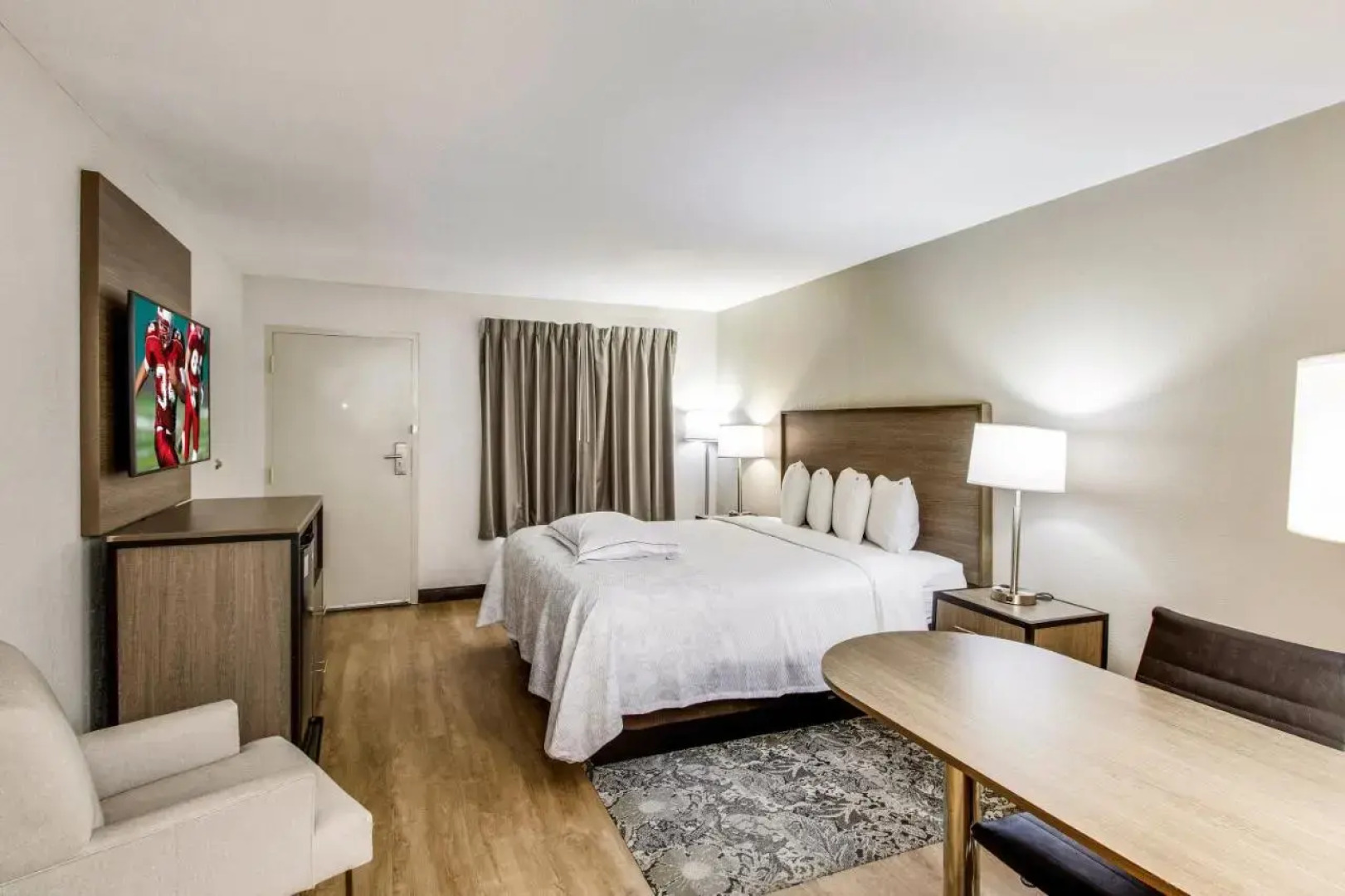 Red Roof Inn PLUS+ Dallas – Addison