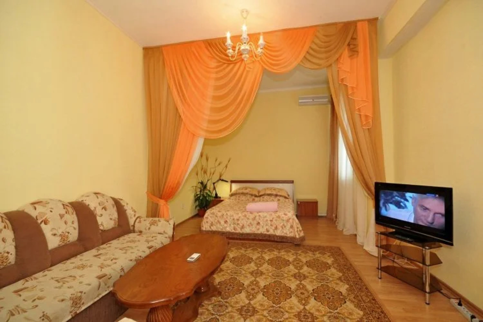 Business Hotel