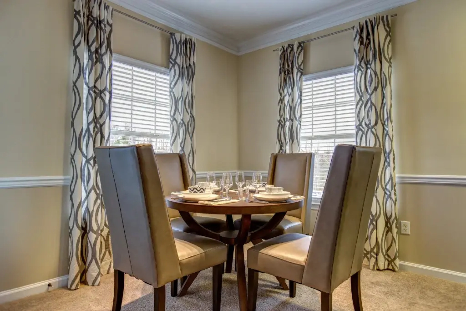 Execustay At Crowne Swift Crk