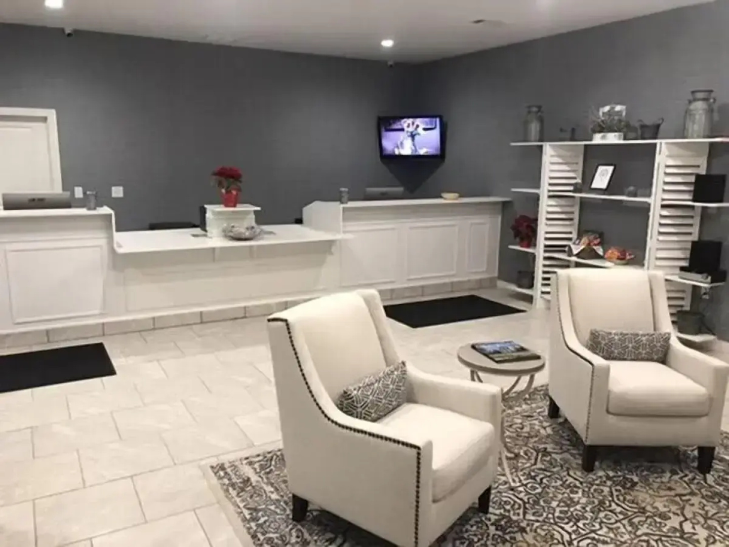 Belamere Swimming Pool Suites