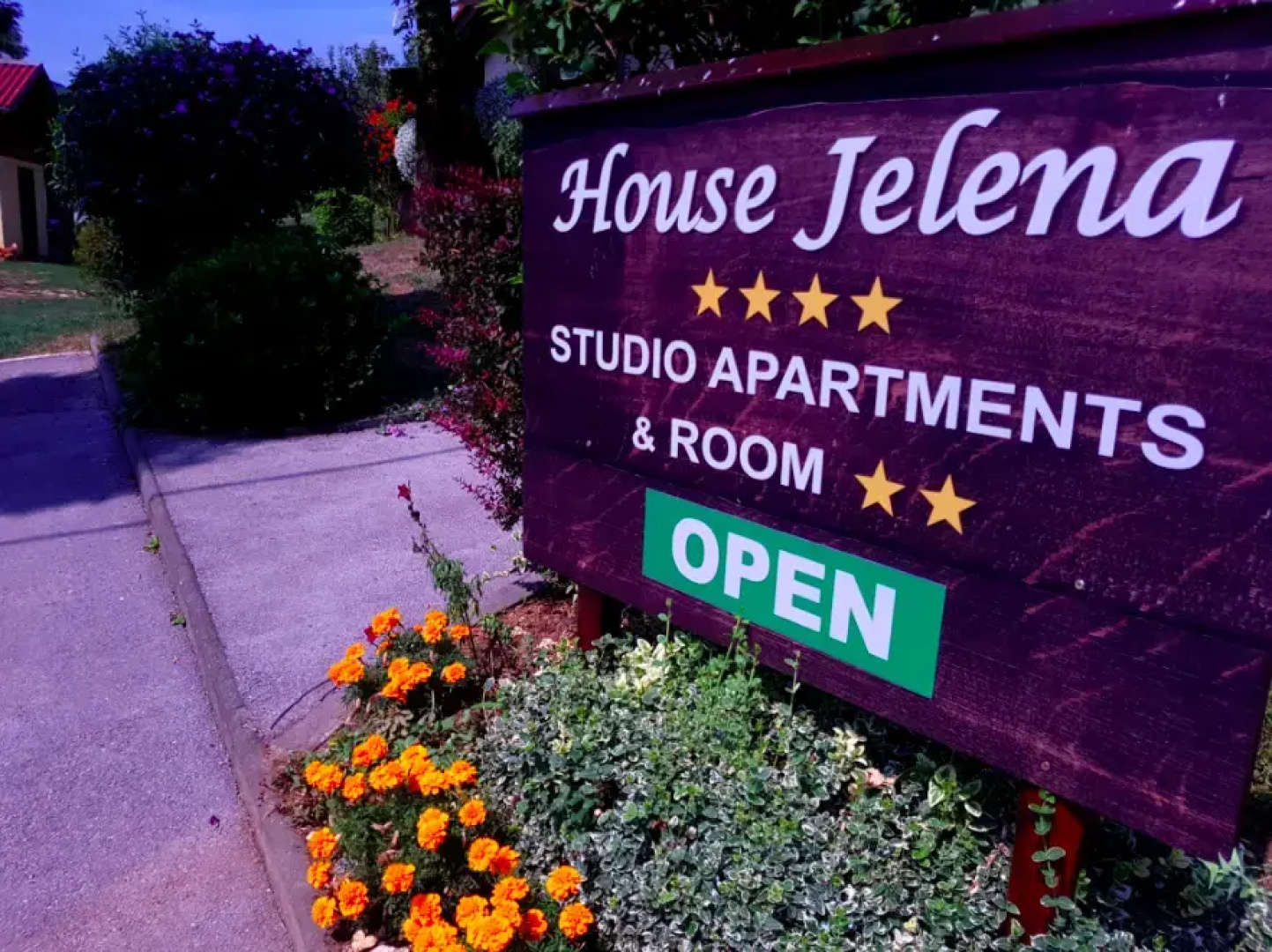 House Jelena