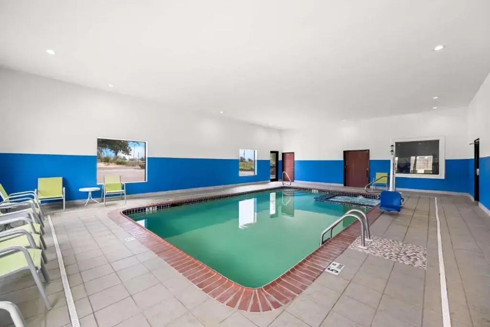 Best Western Palace Inn & Suites