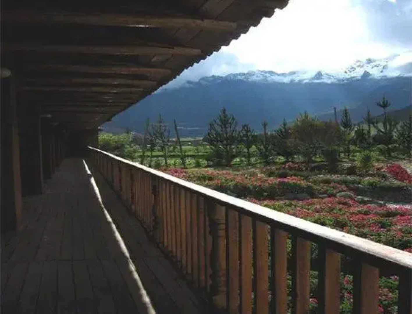 Nustayoc Lodge