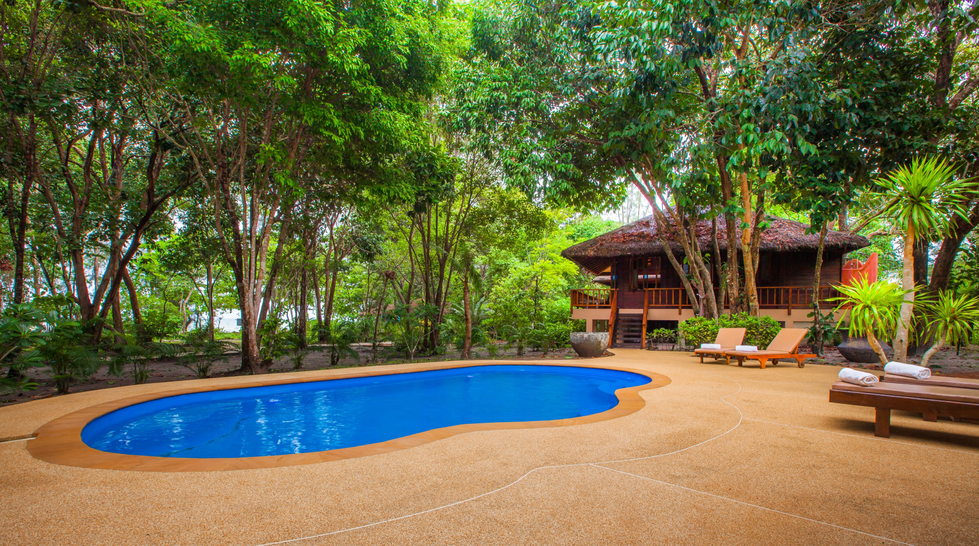 Koh Jum Beach Villas