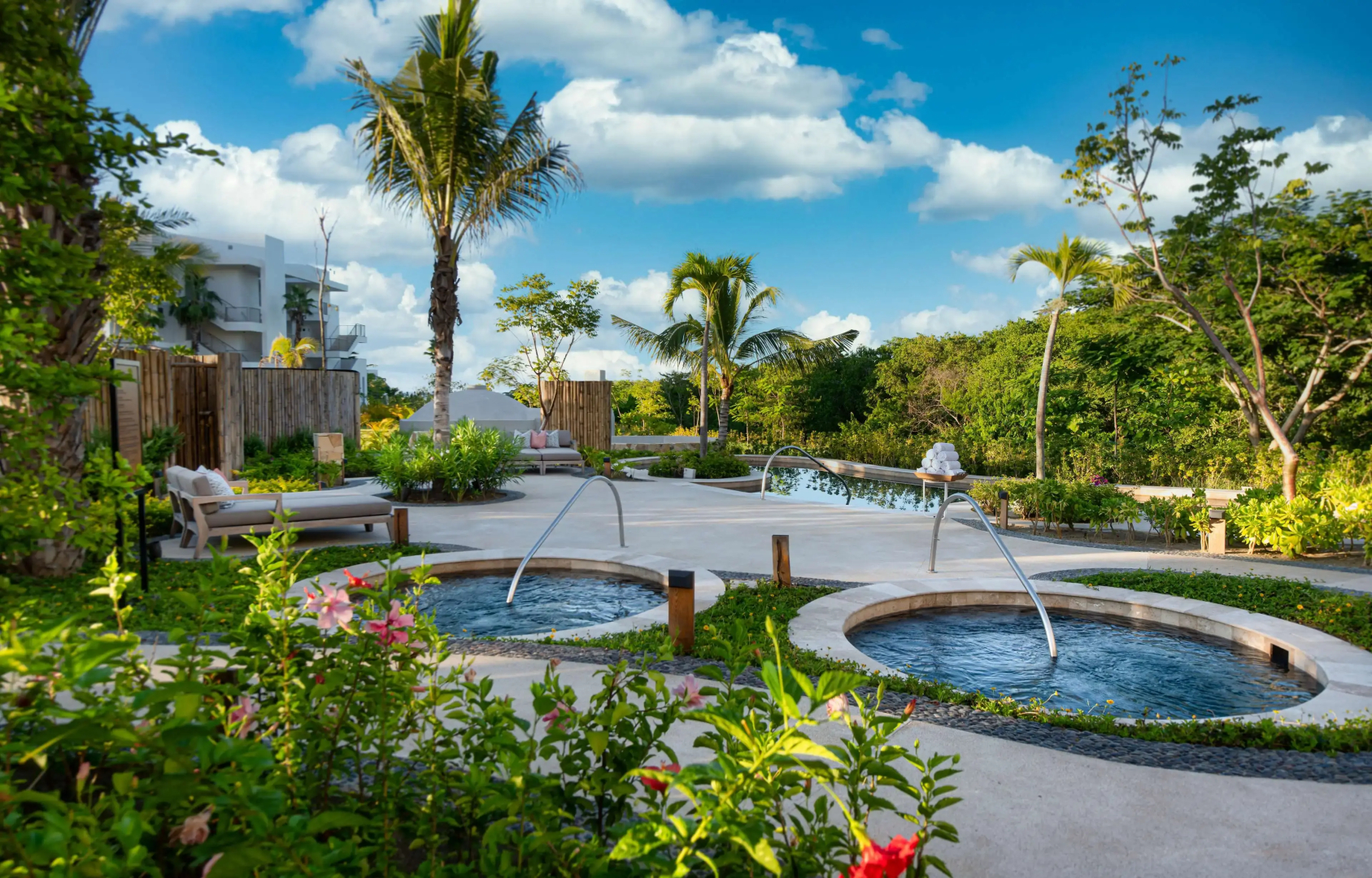 Отель Conrad Punta de Mita 