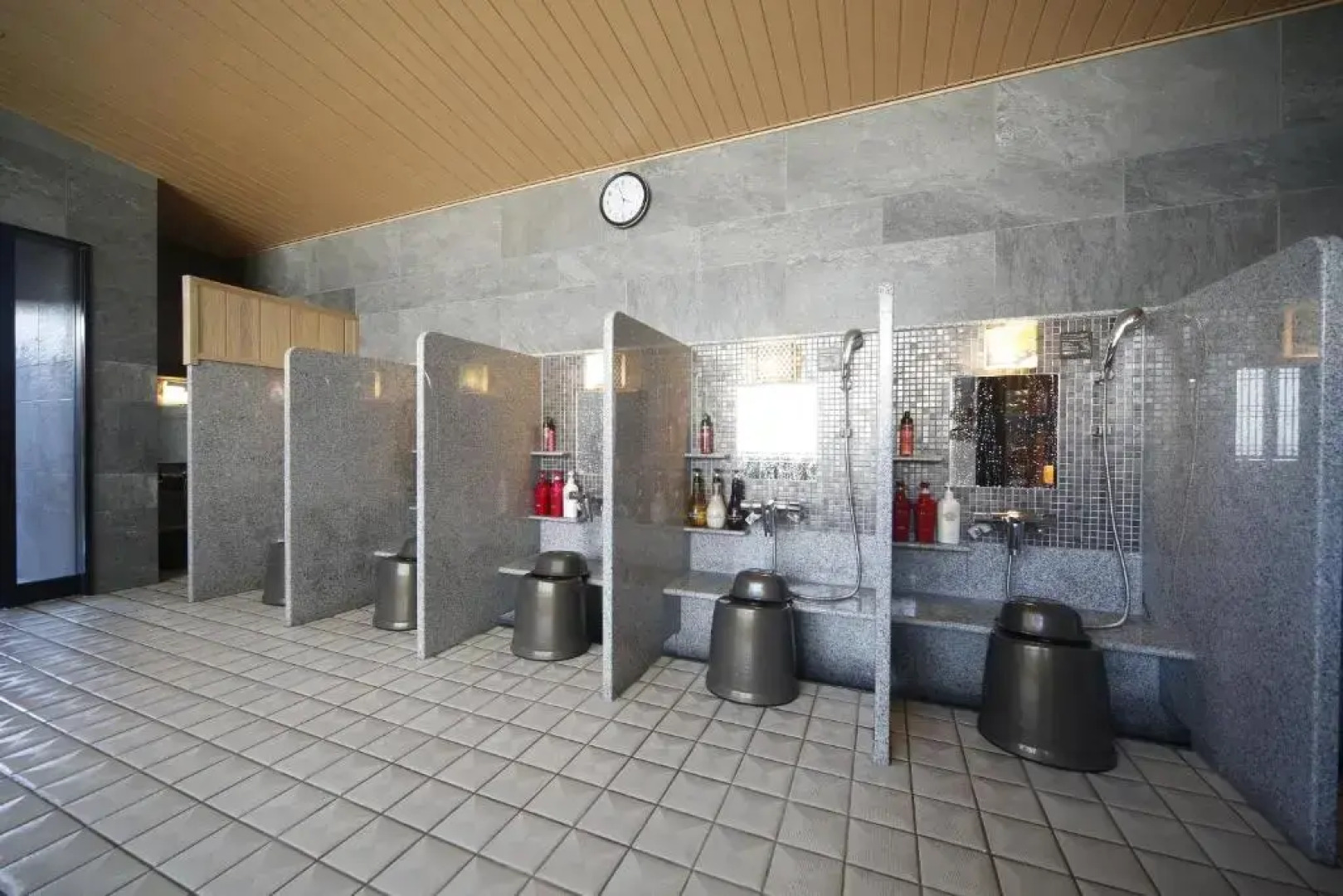 Отель Dormy Inn Kofu Marunouchi