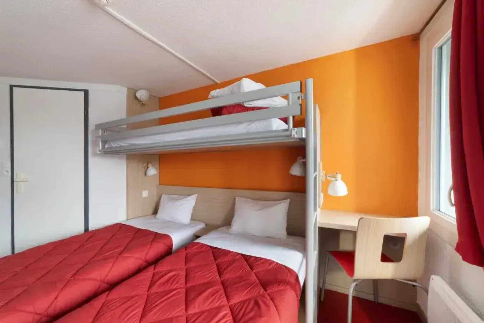 Premiere Classe Avignon Sud - Parc des Expositions