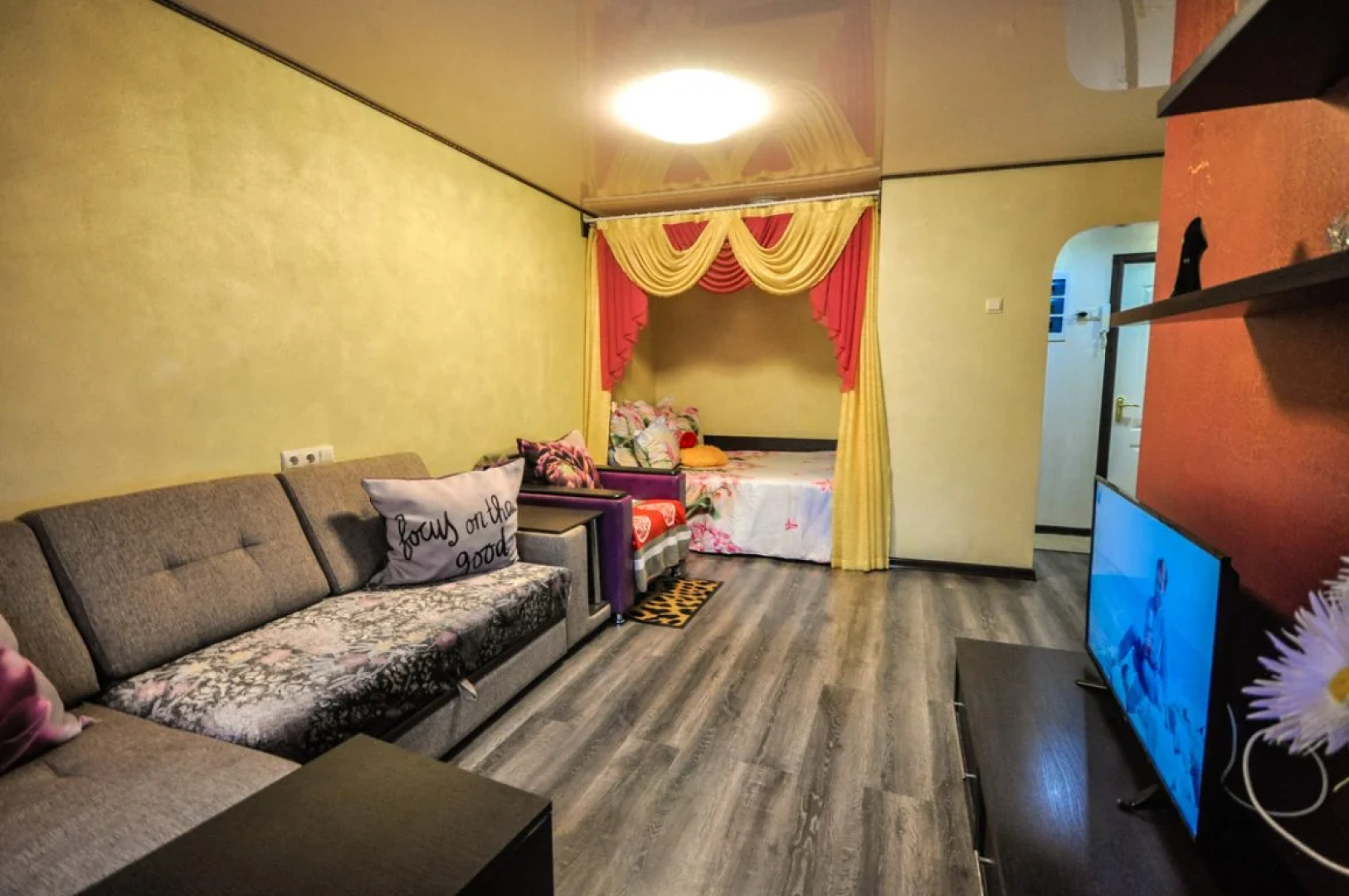 Na Prospekte Lenina Apartments