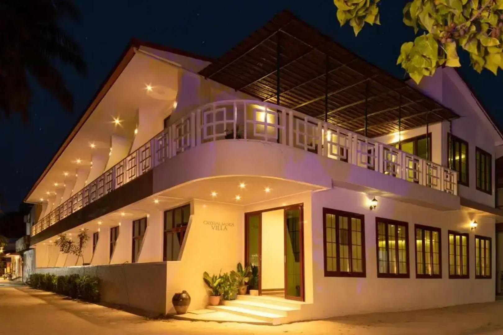 Crystal Sands Villa