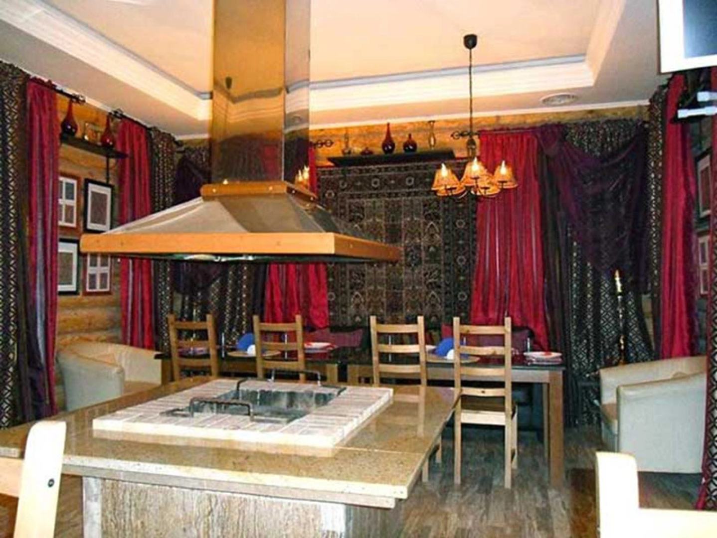 Astoria Club