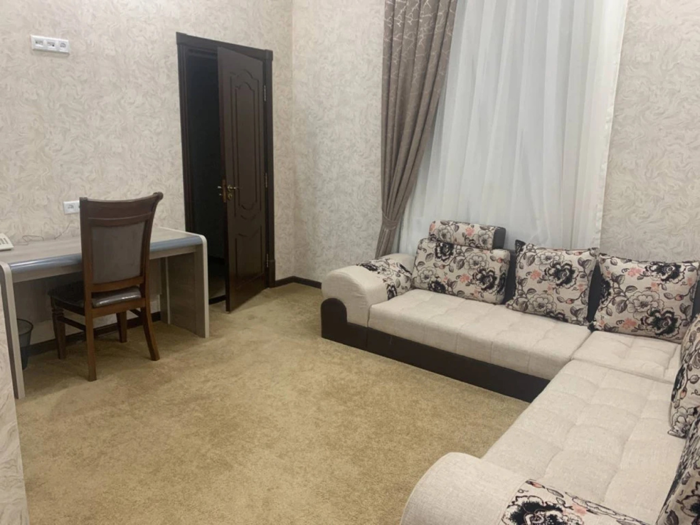 Отель Туркистан