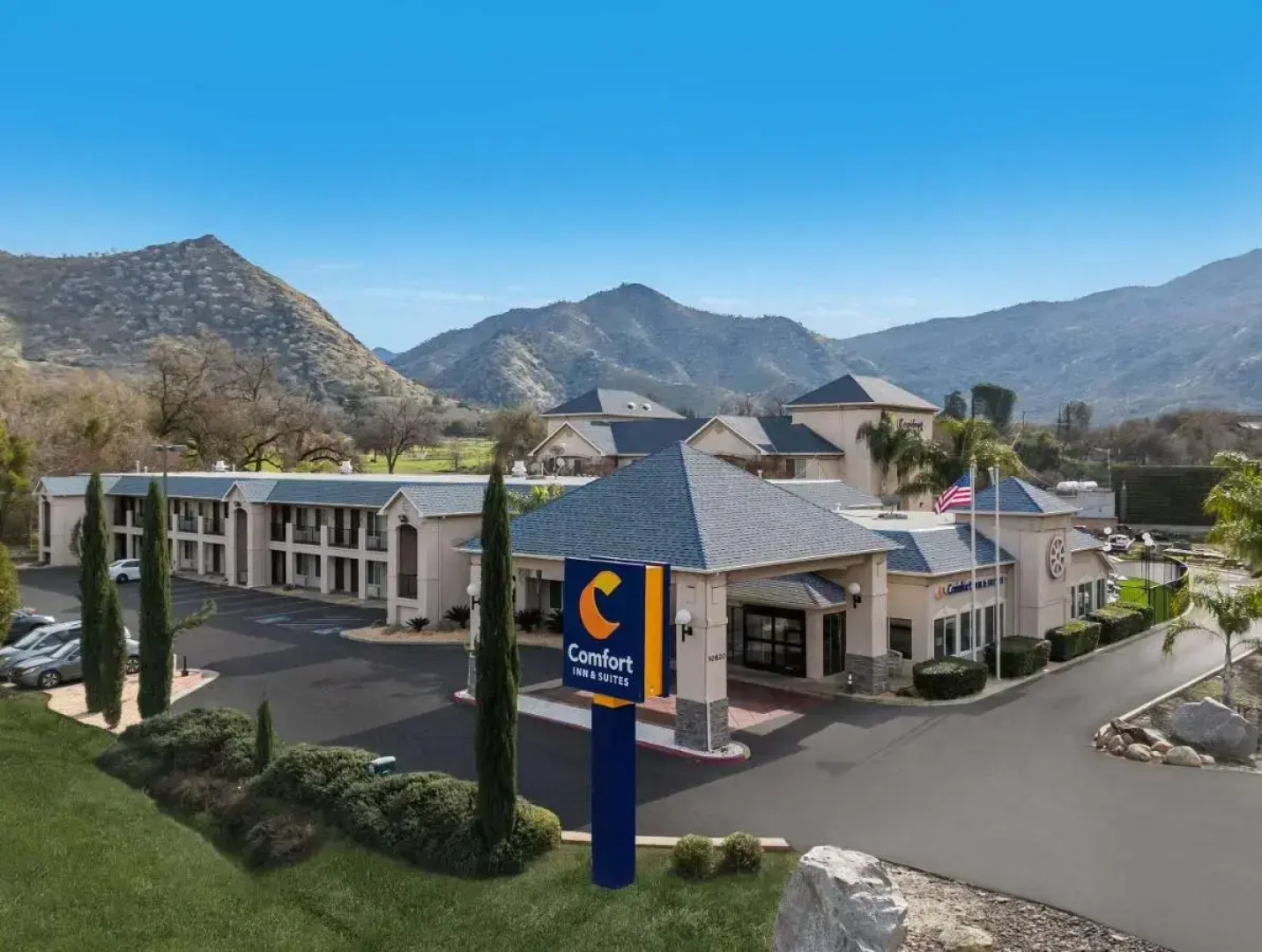 Comfort Inn & Suites Sequoia/Kings Canyon