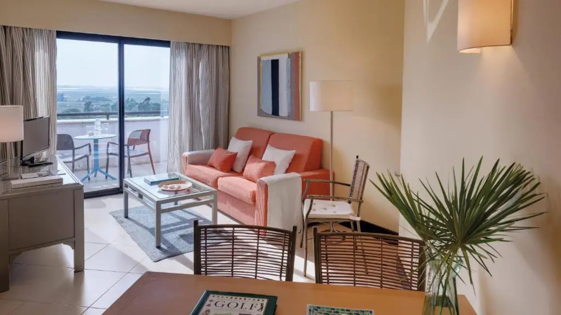 Precise Resort El Rompido - The Club