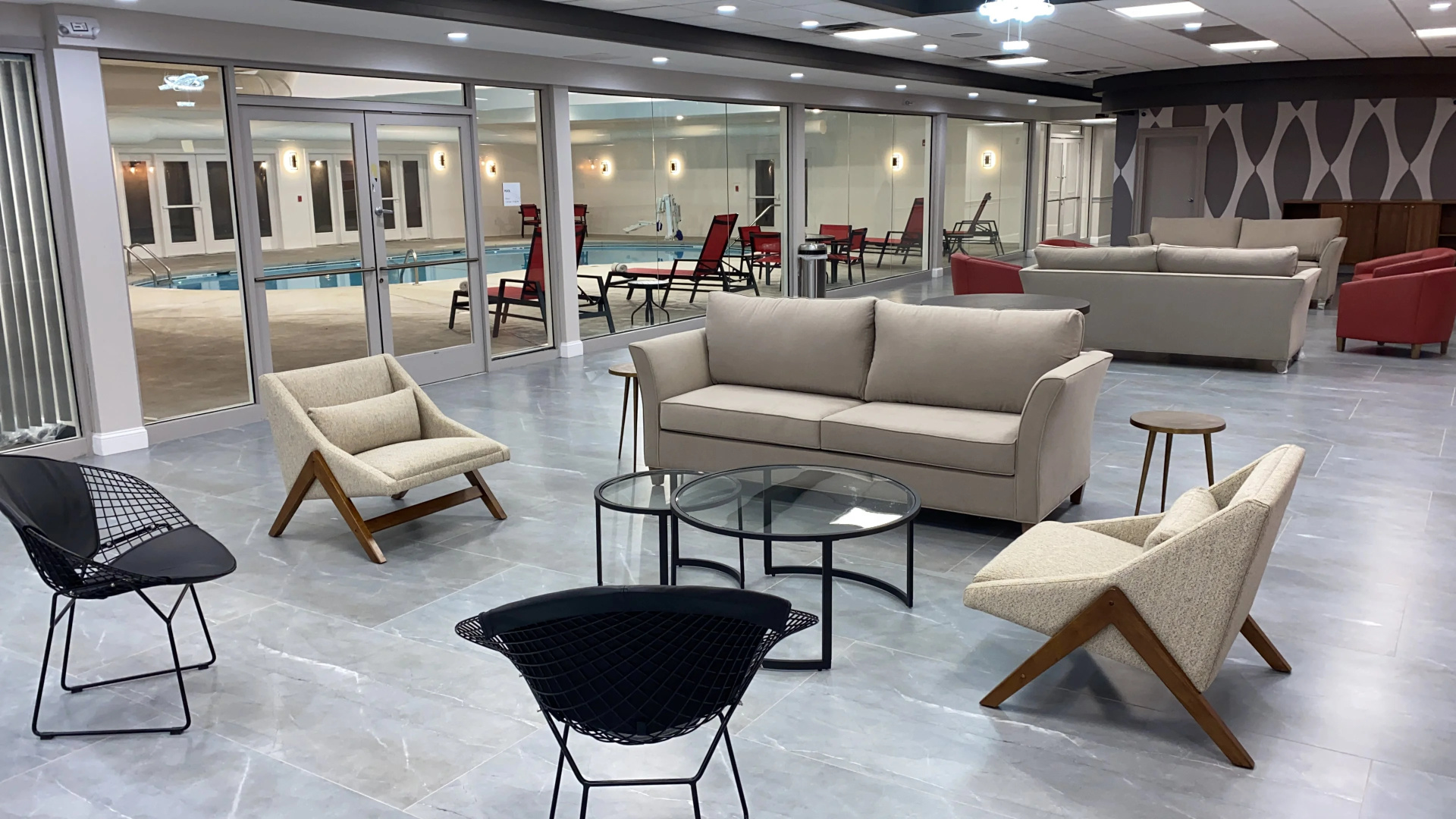 Ramada by Wyndham Hartford North / Bradley Airport