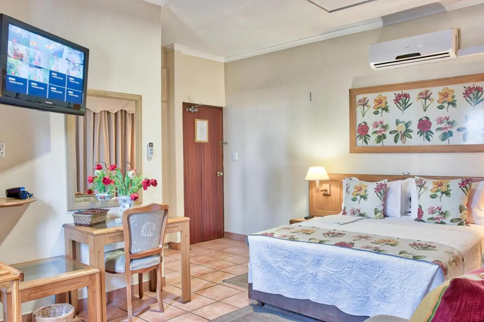 Centre Court B & B