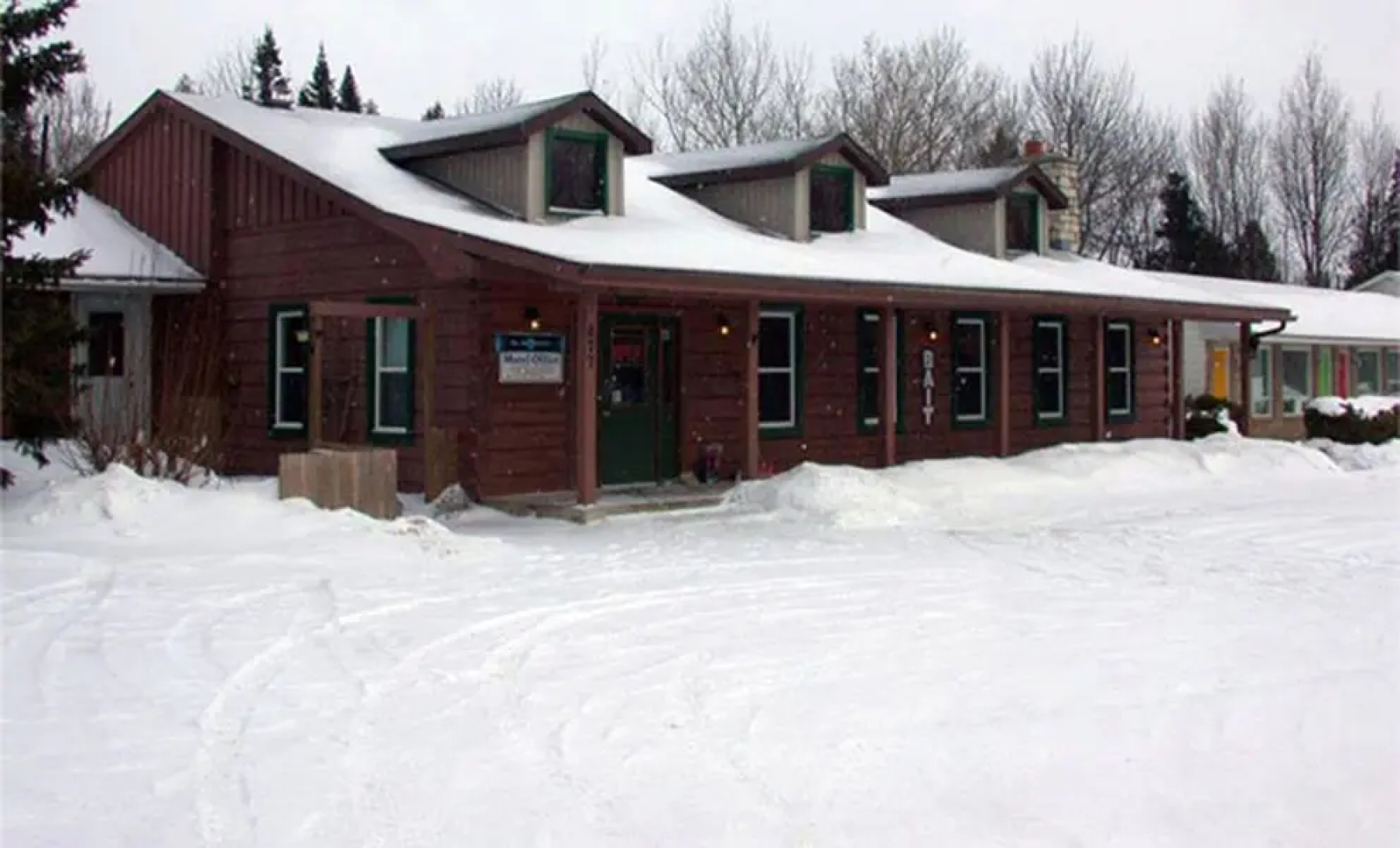 The Spirit Rock Outpost & Lodge