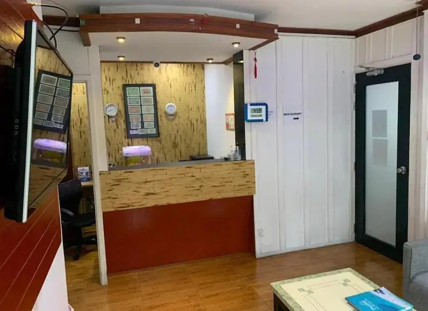 Отель Eureka Airport Inn