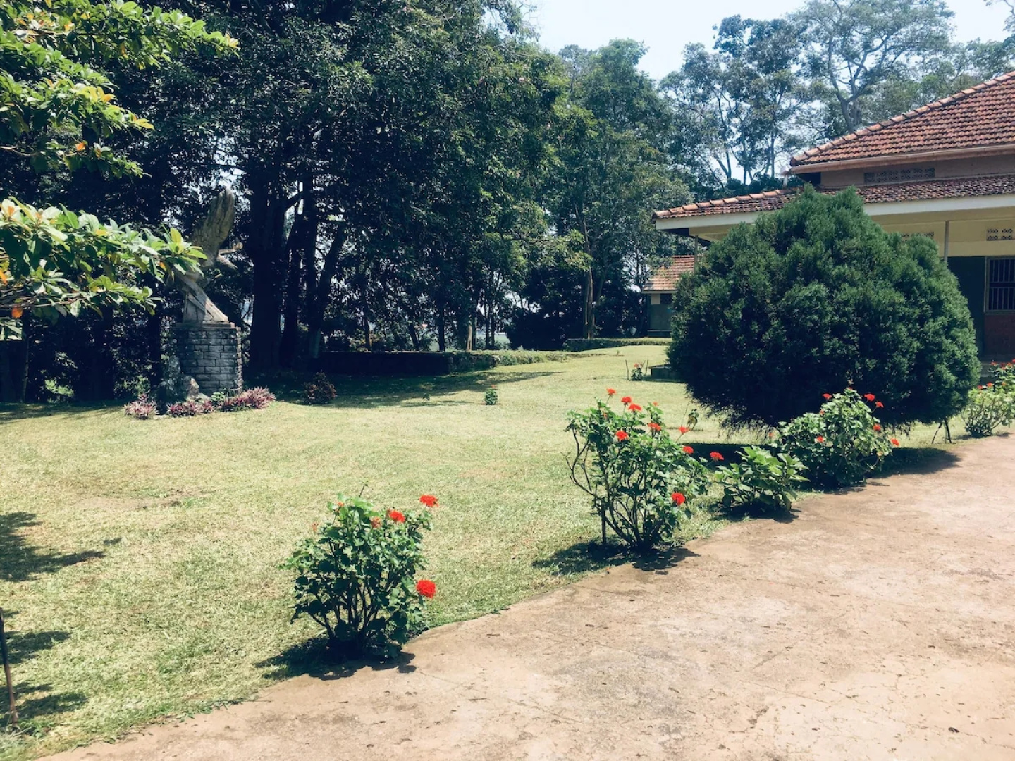 Nabinonya Resort Beach Hotel