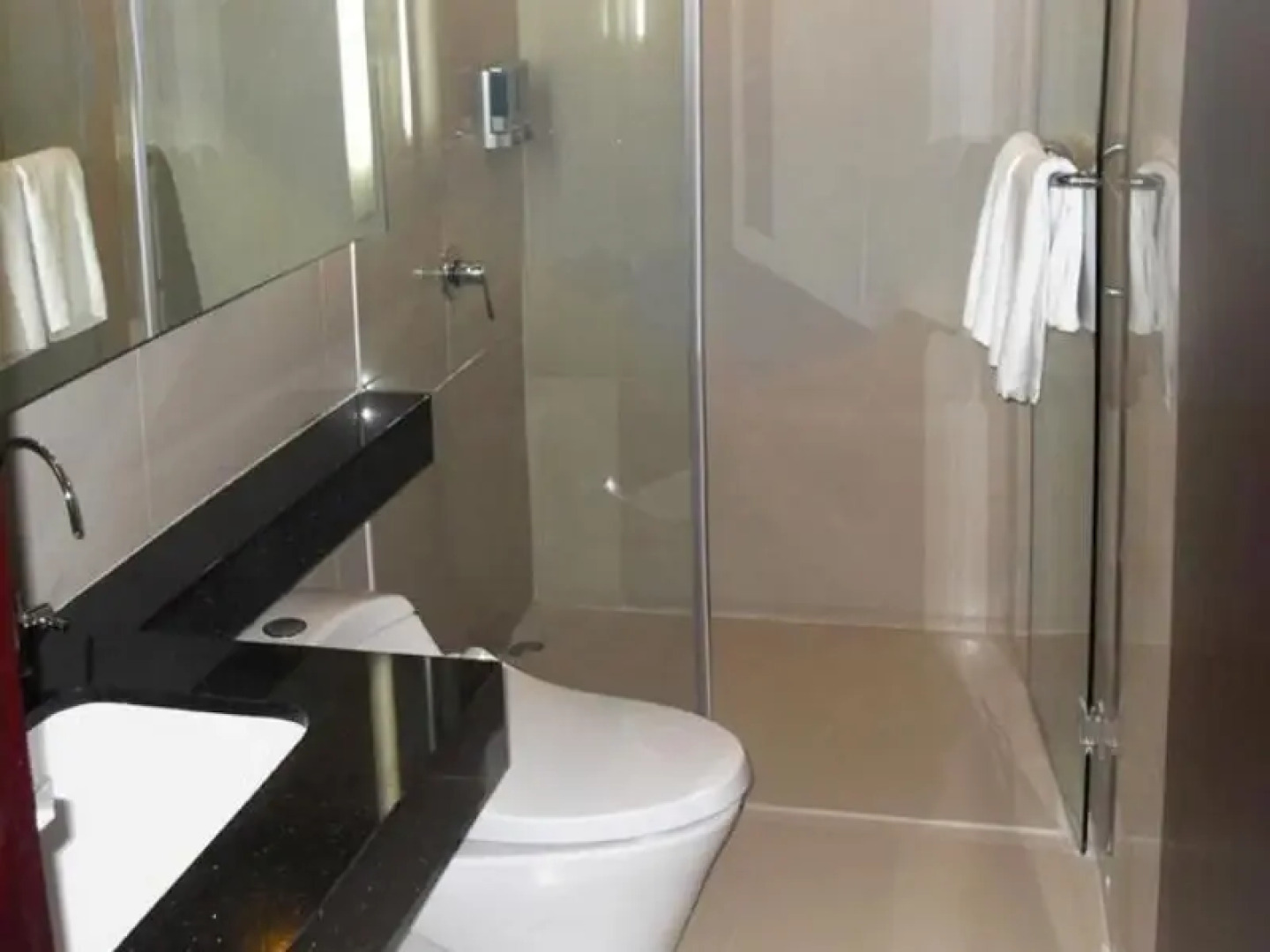 Hotel Istana Permata Ngesong