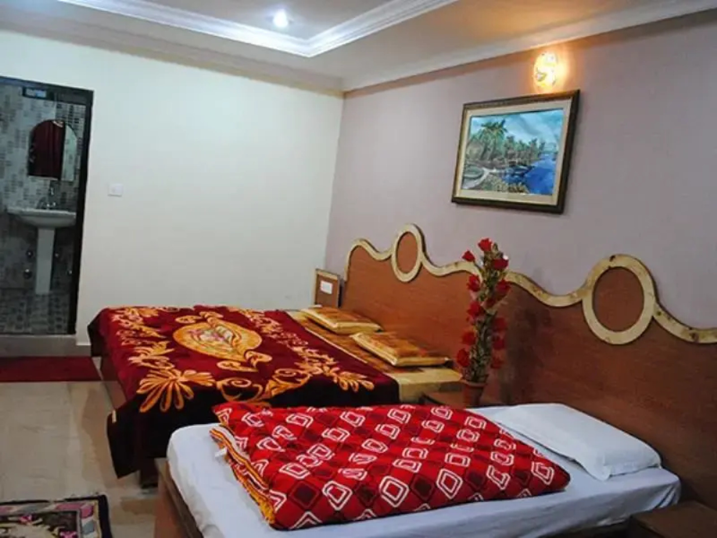 Hotel Grand Hills