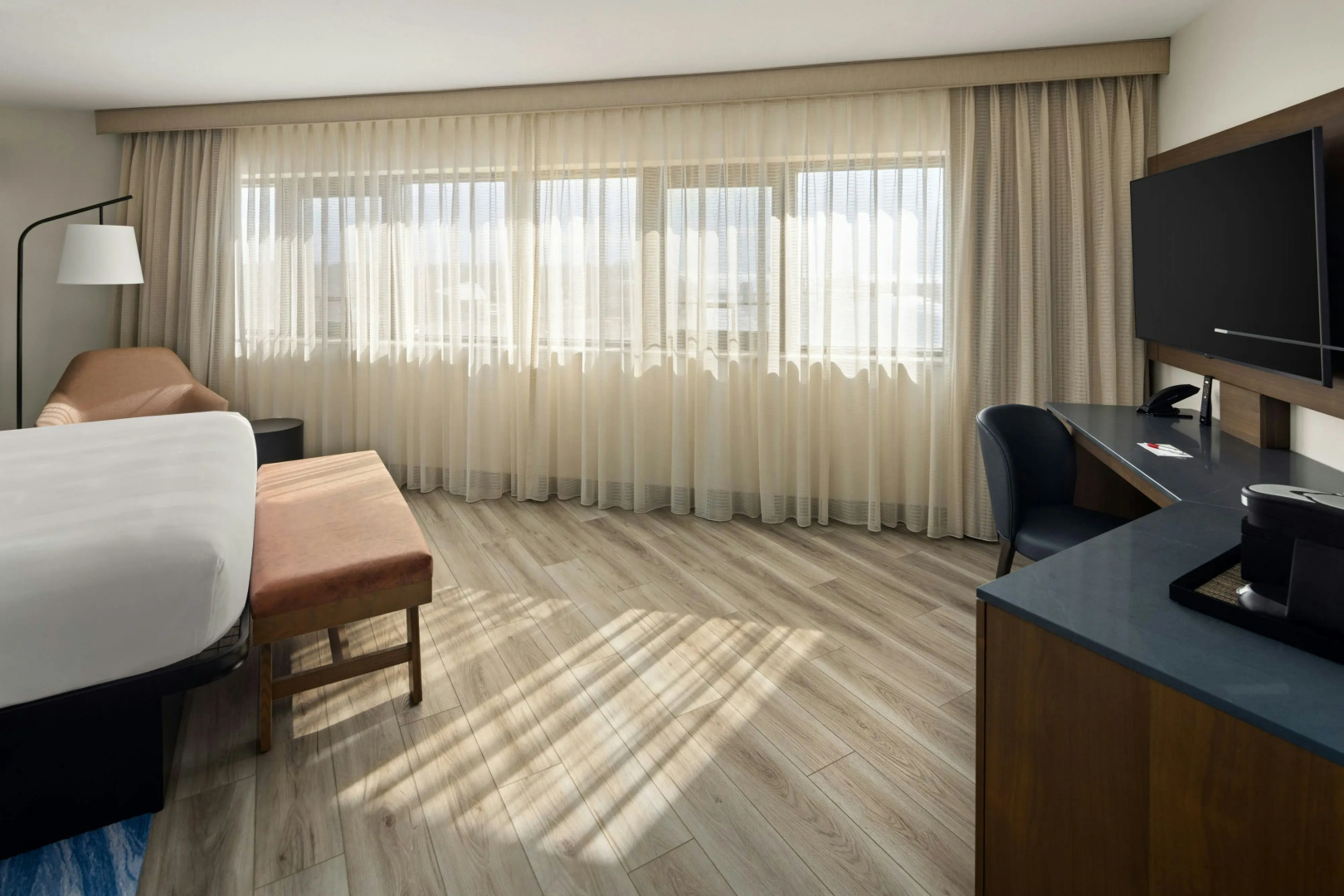 Oshkosh Marriott Waterfront Hotel & Convention Center