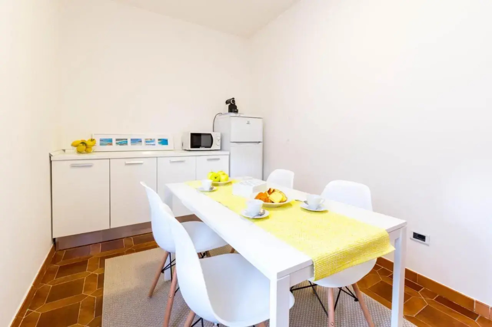 Spazioso Appartamento al Mare con Giardino