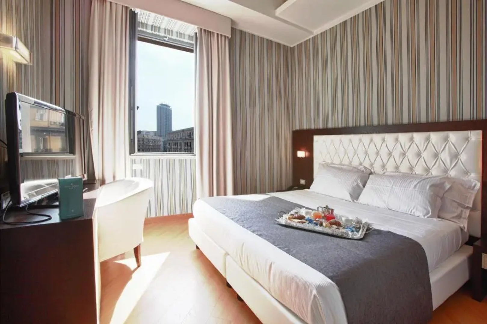 Hotel Naples