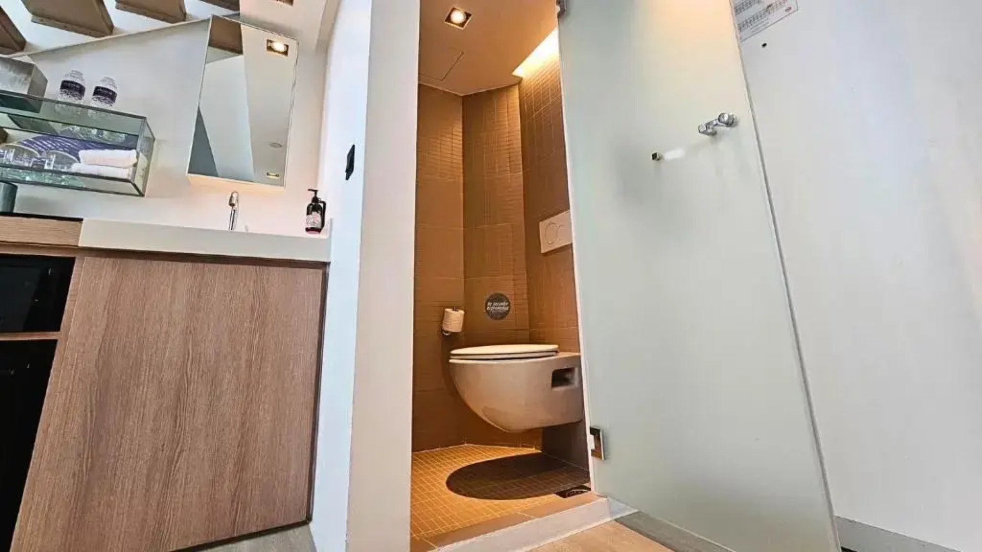Studio M Hotel