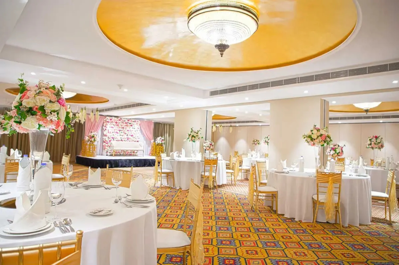Отель Pullman Resort Al Marjan Island