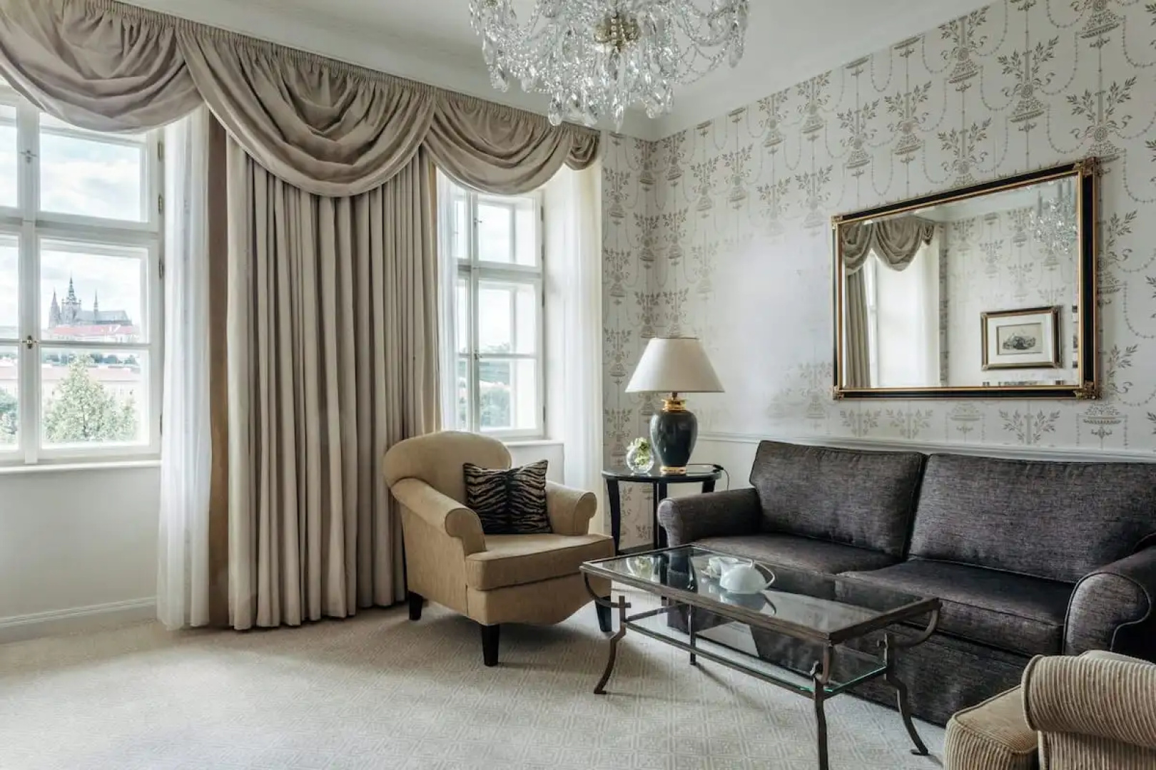 Отель Four Seasons Prague
