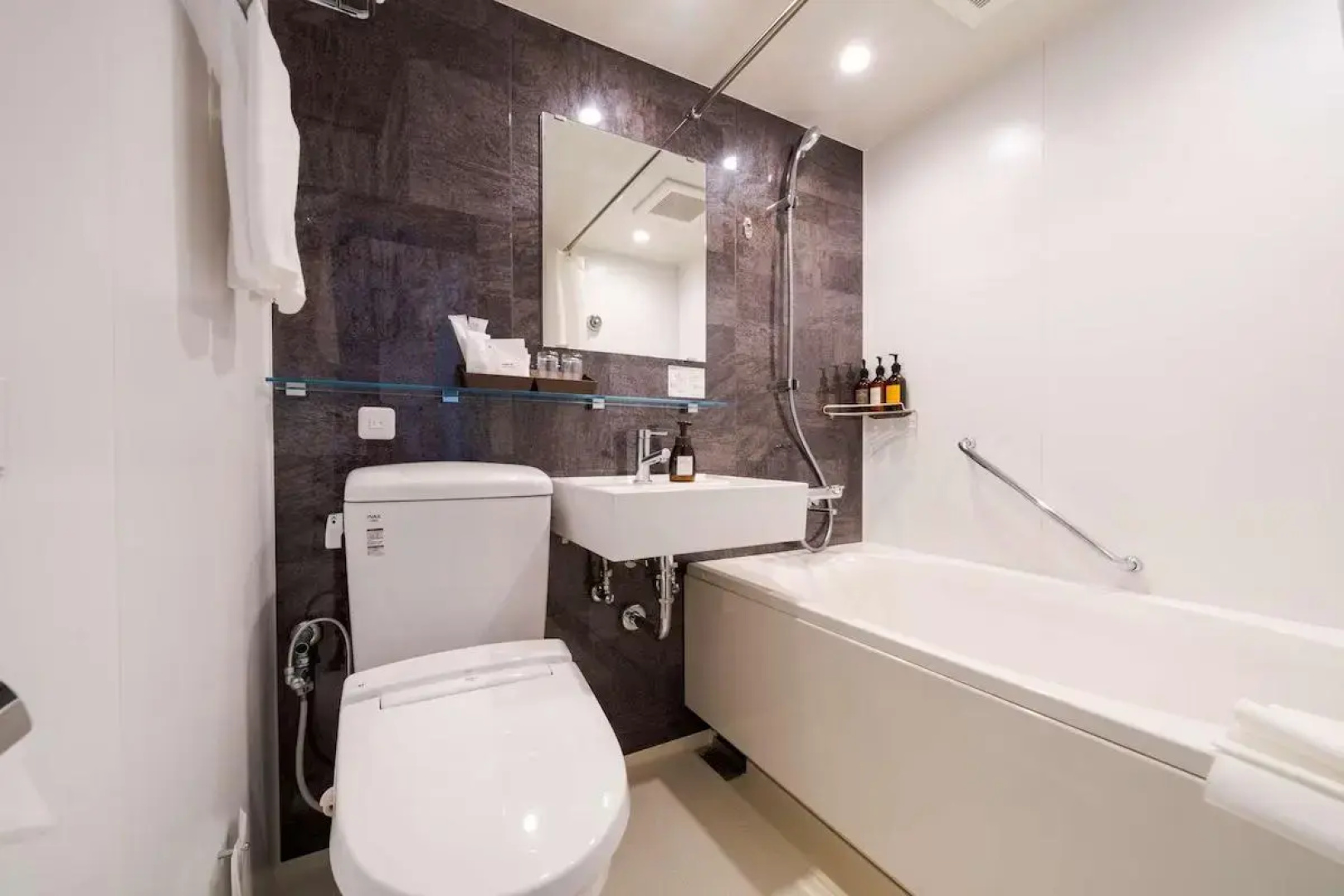 Отель Best Western Hotel Fino Shin-Yokohama