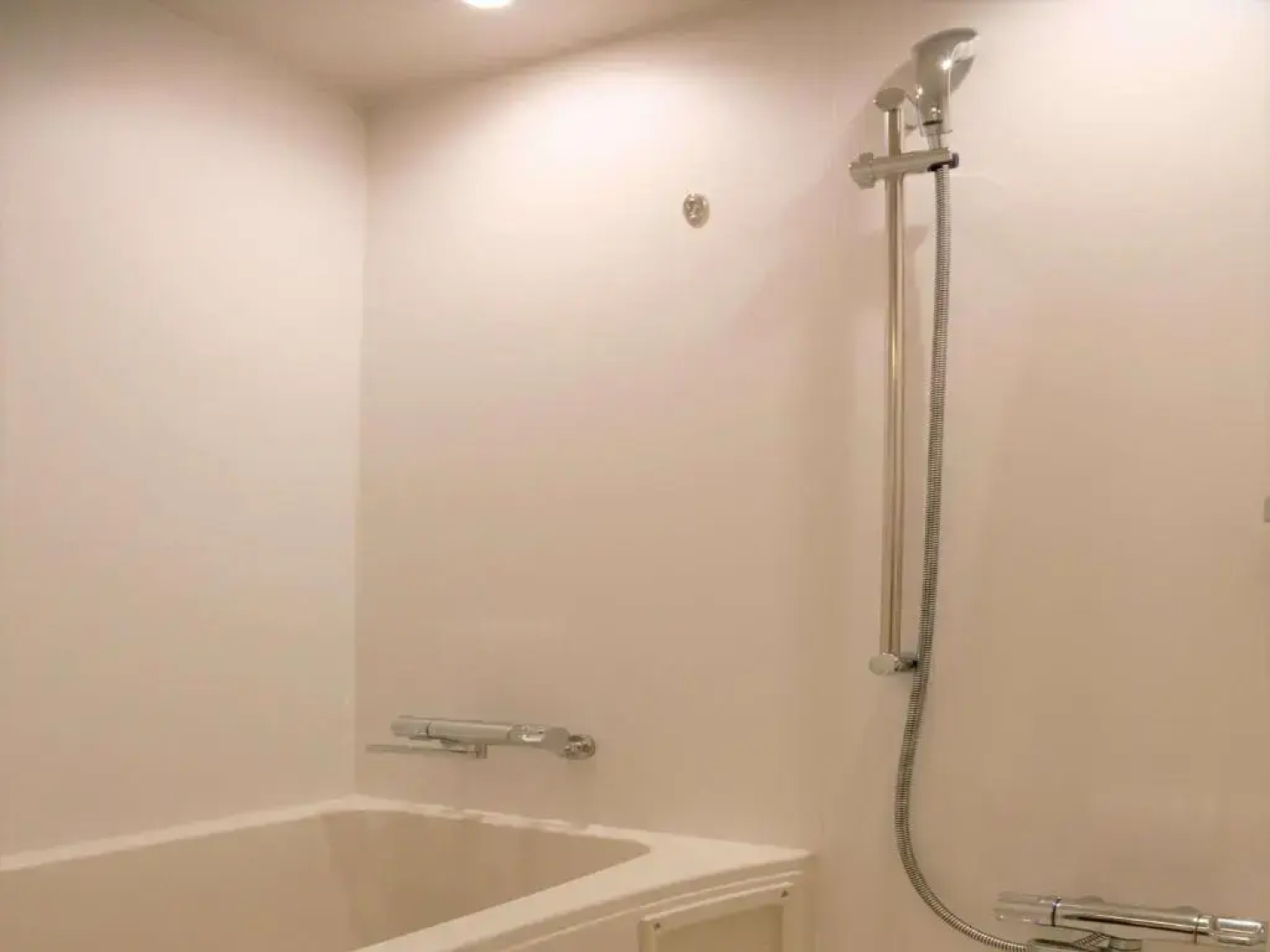 Ibis Styles Tokyo Bay