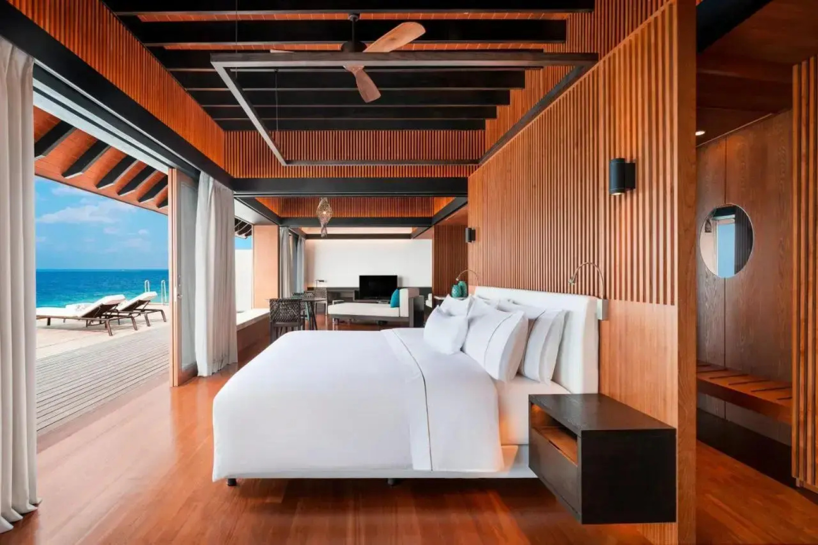 Курорт The Westin Maldives Miriandhoo 